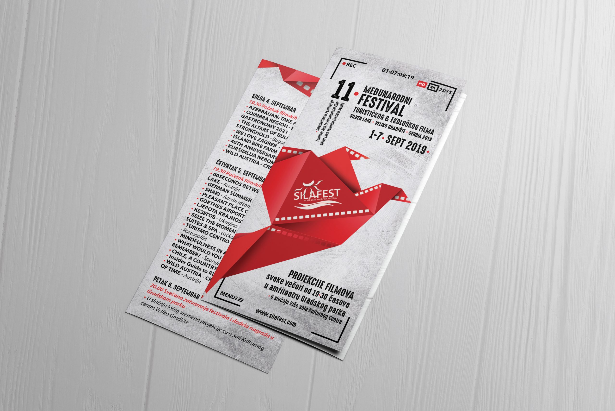 Tri-fold-free-mockup-by-mockupcloud